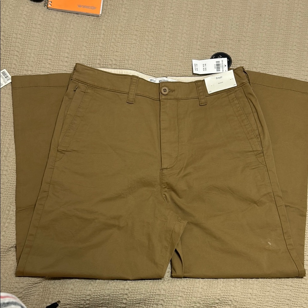 Hollister Tan Chinos Versatile Straight-Leg Pants